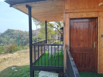 thorn kitchen andhideaways