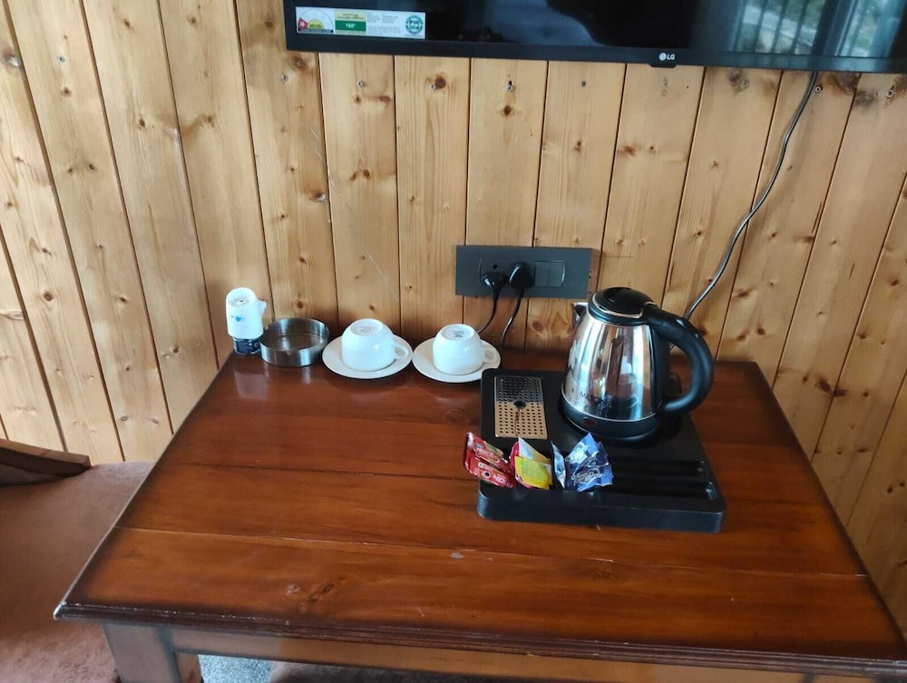 thorn kitchen andhideaways
