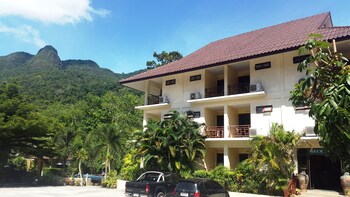 Paddy's Palms Resort,Ko Chang>>Klong Prao Beach,3 star