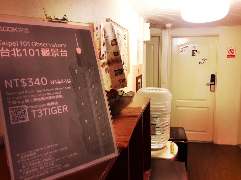 ximen triple tiger hostel