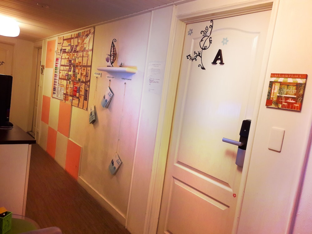 ximen triple tiger hostel
