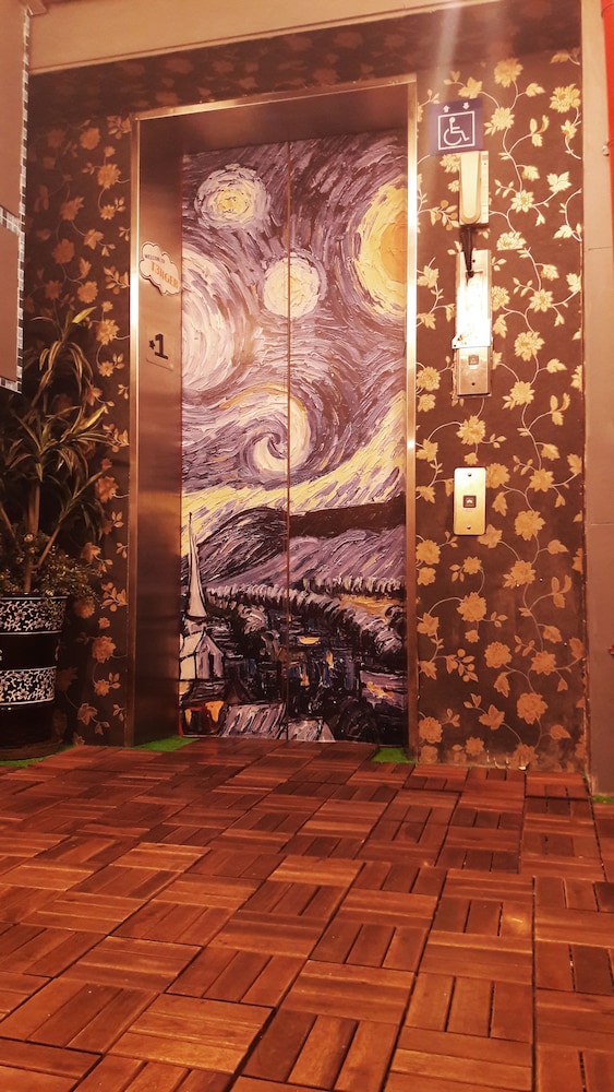 ximen triple tiger hostel