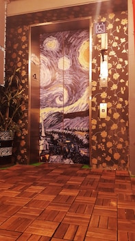 ximen triple tiger hostel