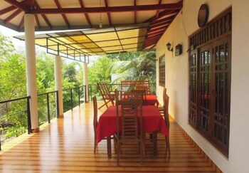 kawakka yala home stay and hostel