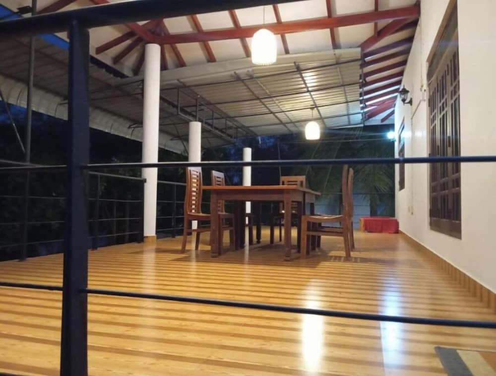 kawakka yala home stay and hostel