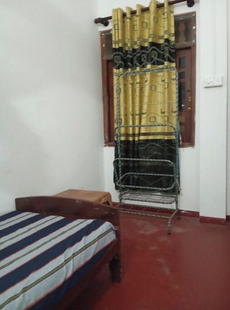 kawakka yala home stay and hostel