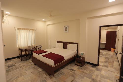 hotel rayas