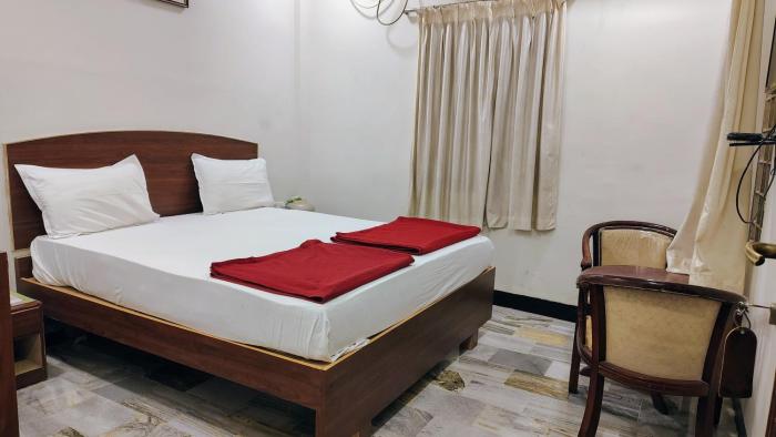 hotel rayas