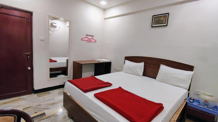 hotel rayas