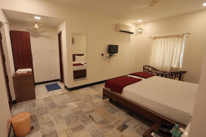hotel rayas