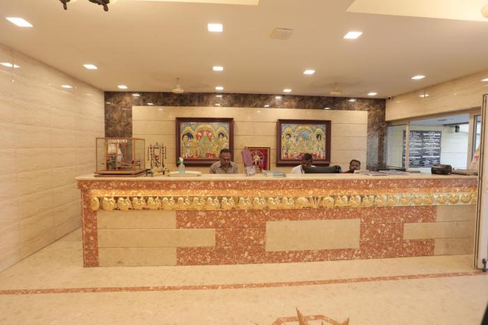 hotel rayas