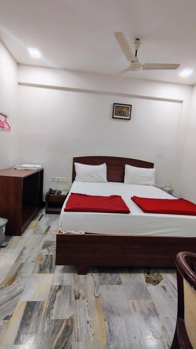 hotel rayas