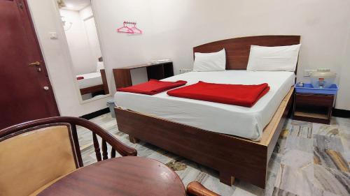 hotel rayas