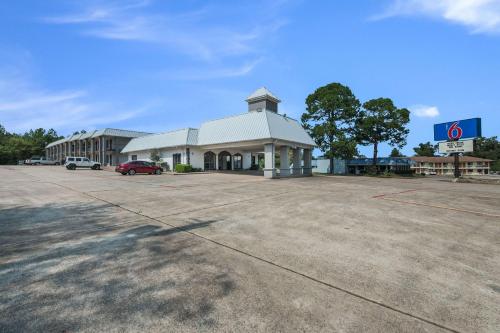 Motel 6 Kilgore, Tx,Kilgore>>Cypress,2 star