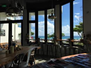 minimi inn sailrock beach house