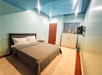 Nikita's Place Hotel,Mimaropa>>Calapan,3 star