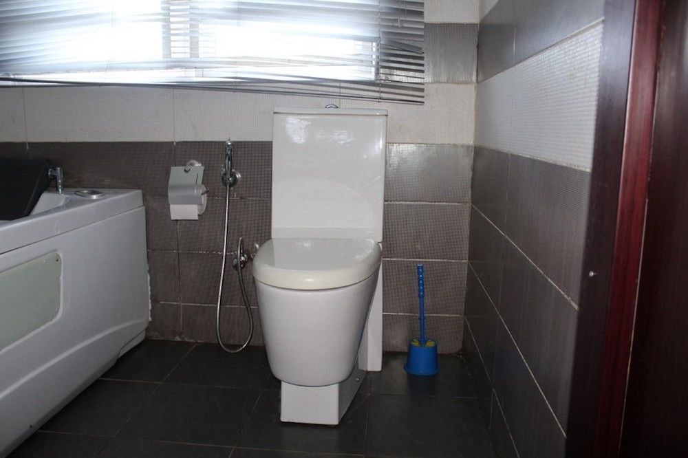 crownedge hotel
