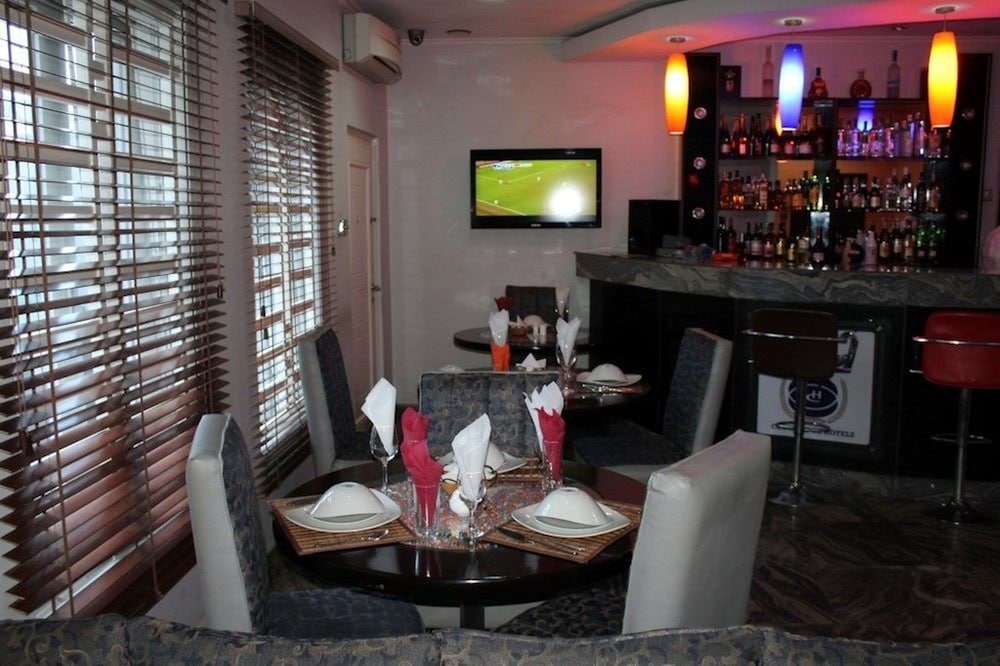 crownedge hotel