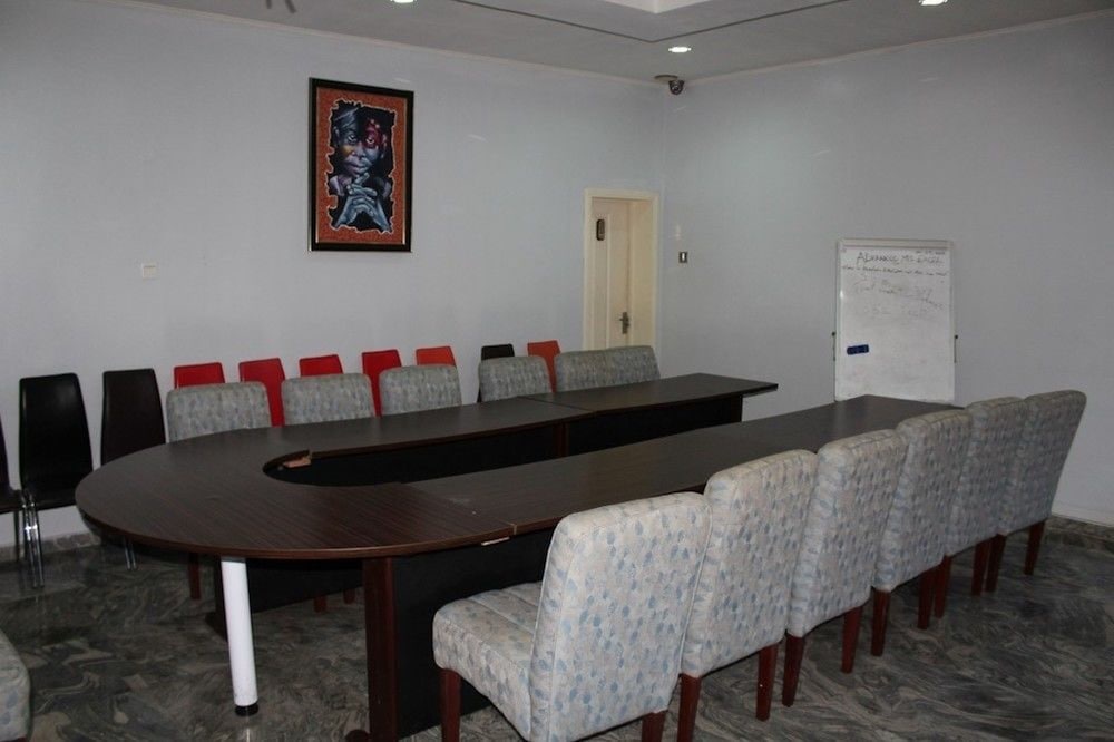 Crownedge Hotel,Lagos>>Ikeja,3 star
