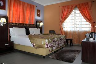 crownedge hotel