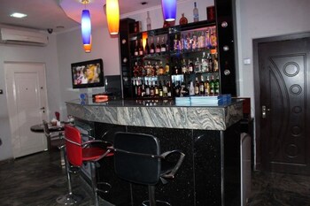 crownedge hotel