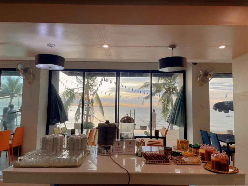 golden dragon beach resort pattaya bang lamung
