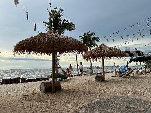 golden dragon beach resort pattaya bang lamung