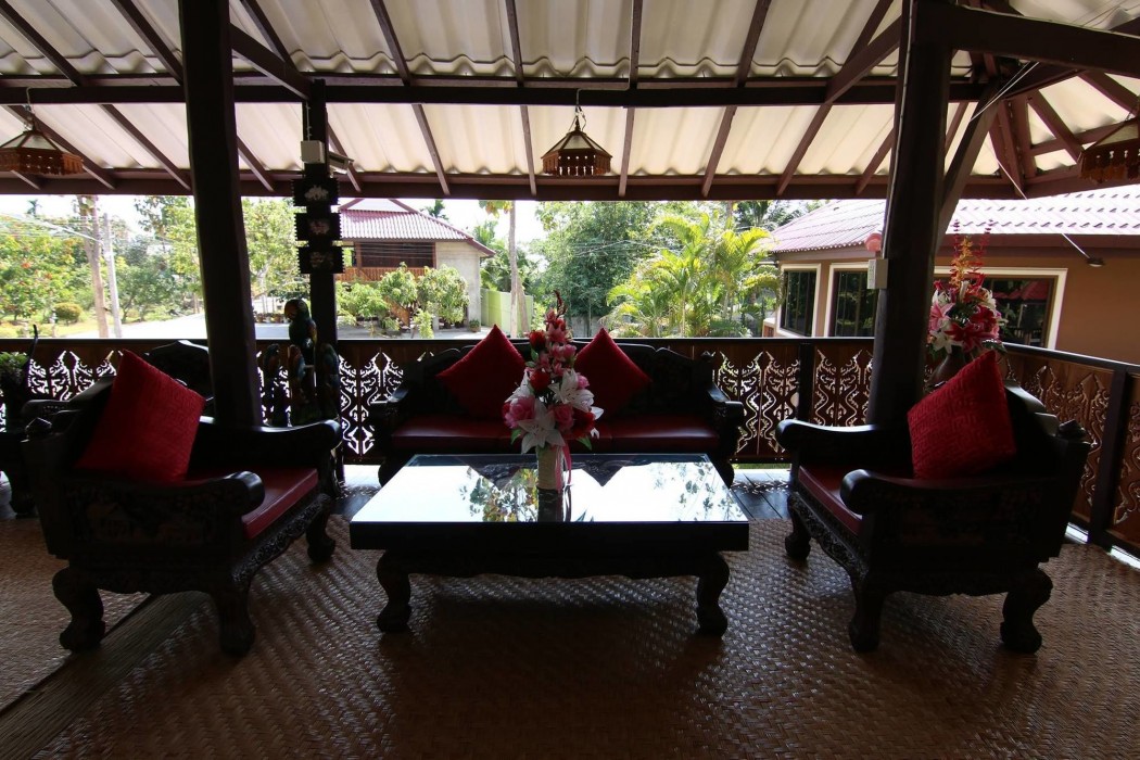 little teak home stay