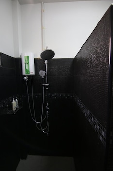 little teak home stay