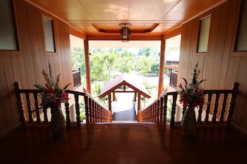little teak home stay