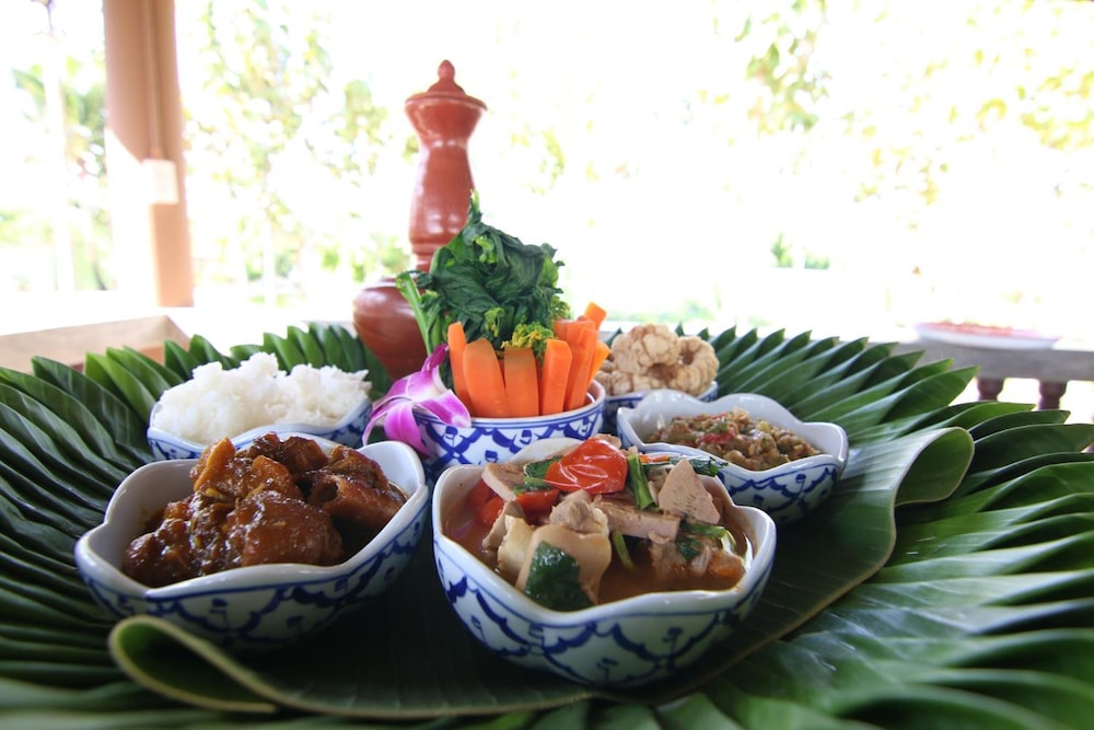 little teak home stay