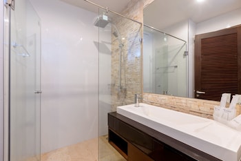 the regent phuket bangtao beach