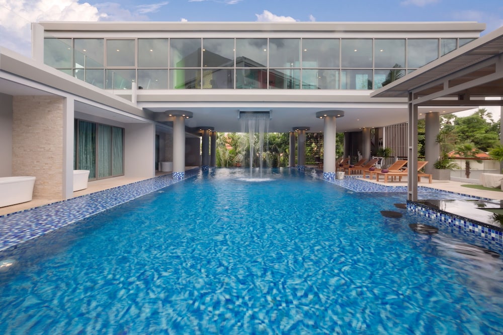 the regent phuket bangtao beach