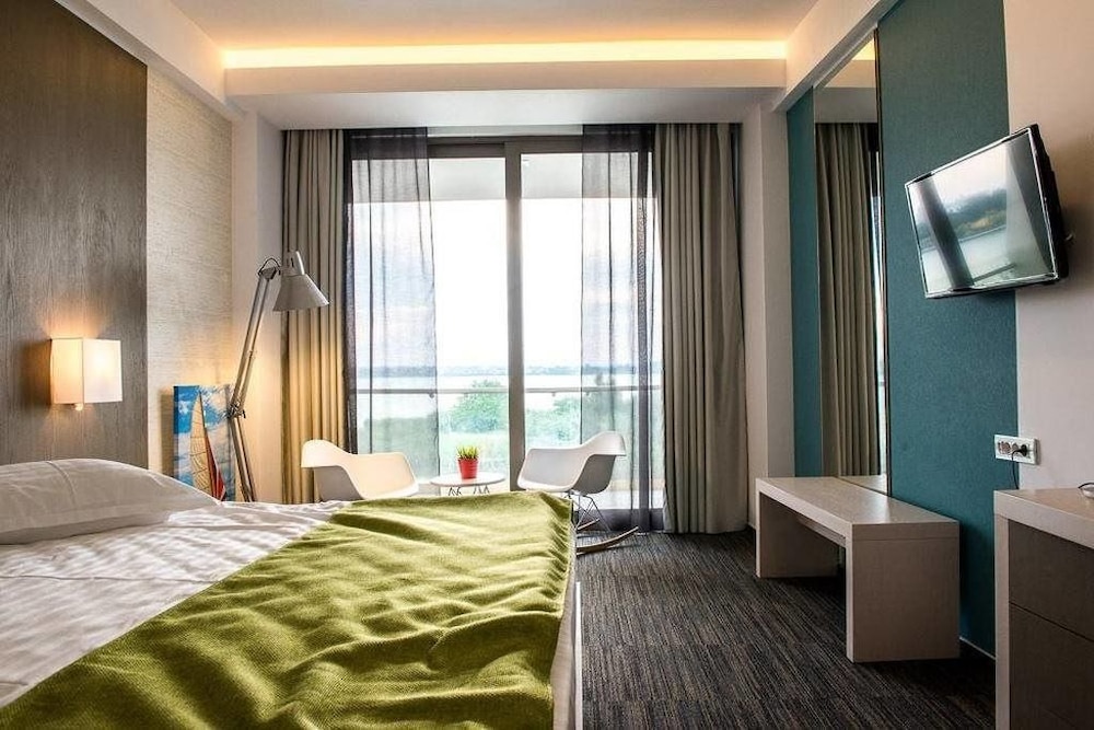 hotel on plonge junior