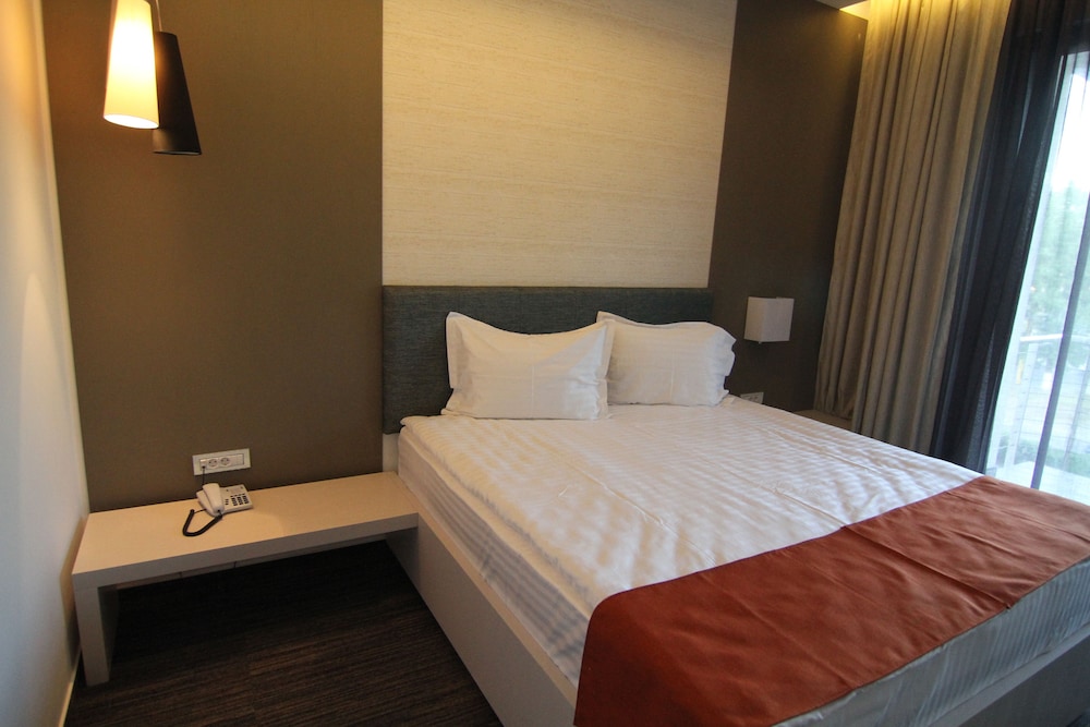 hotel on plonge junior
