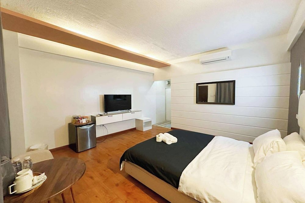 at the pad hotel and resort