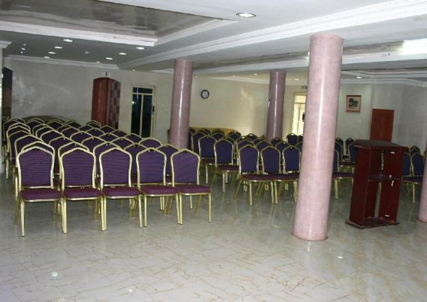 petrus hotels royale