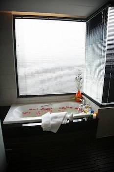 the sez hotel