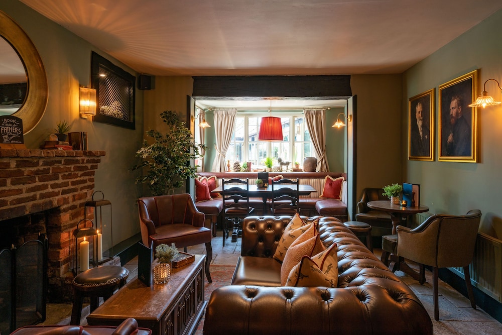 high corner inn