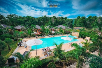 peaceful resort koh lanta