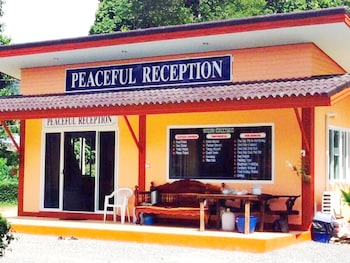 peaceful resort koh lanta