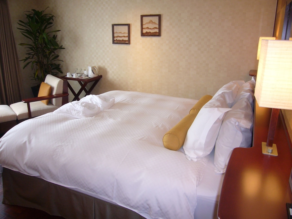 miyazaki kanko hotel