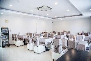 hanting hotel weinan railway station