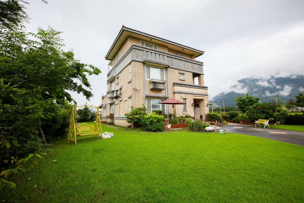 evergreen garden home