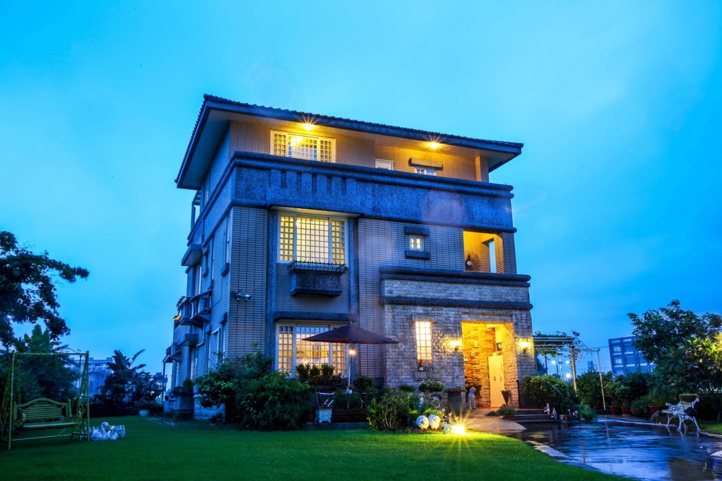 evergreen garden home