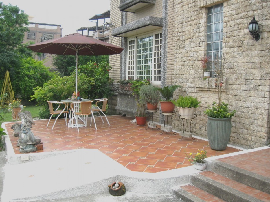 evergreen garden home