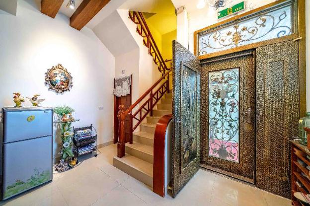 evergreen garden home