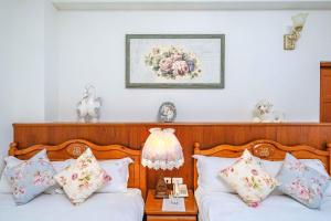 evergreen garden home