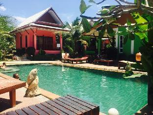 pinky bungalows resort