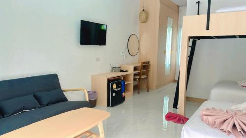 pinky bungalows resort